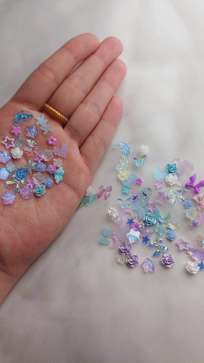 50pcs Mini Holographic Charms available in 4 different colours