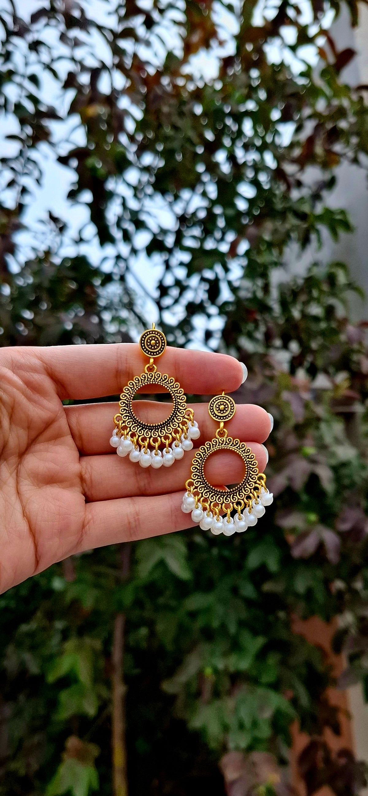 Mini Round jhumkay Silver/Golden