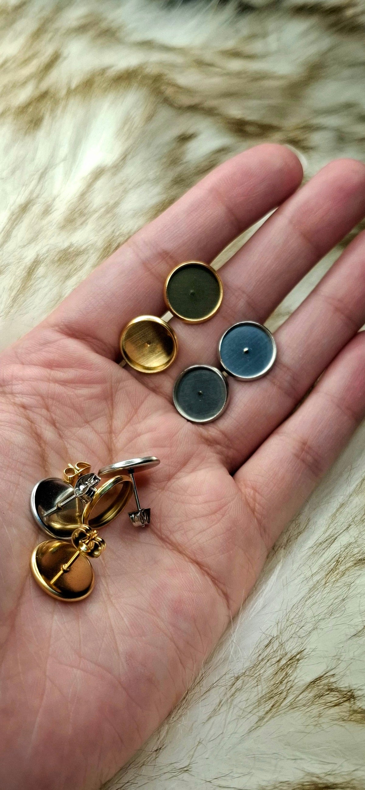 1 pair stainless Steel/Gold Plated Round stud bases with stoppers