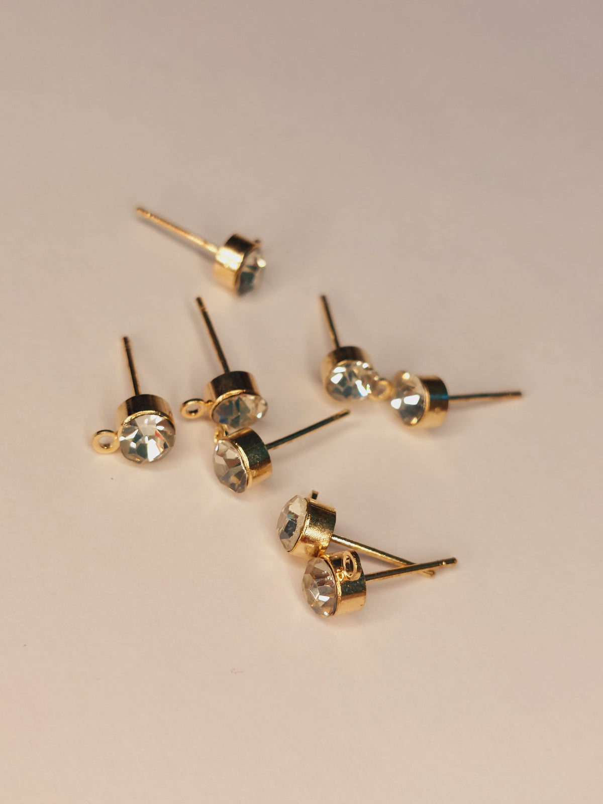 Crystal Studs with Stopper in Gold & Silver