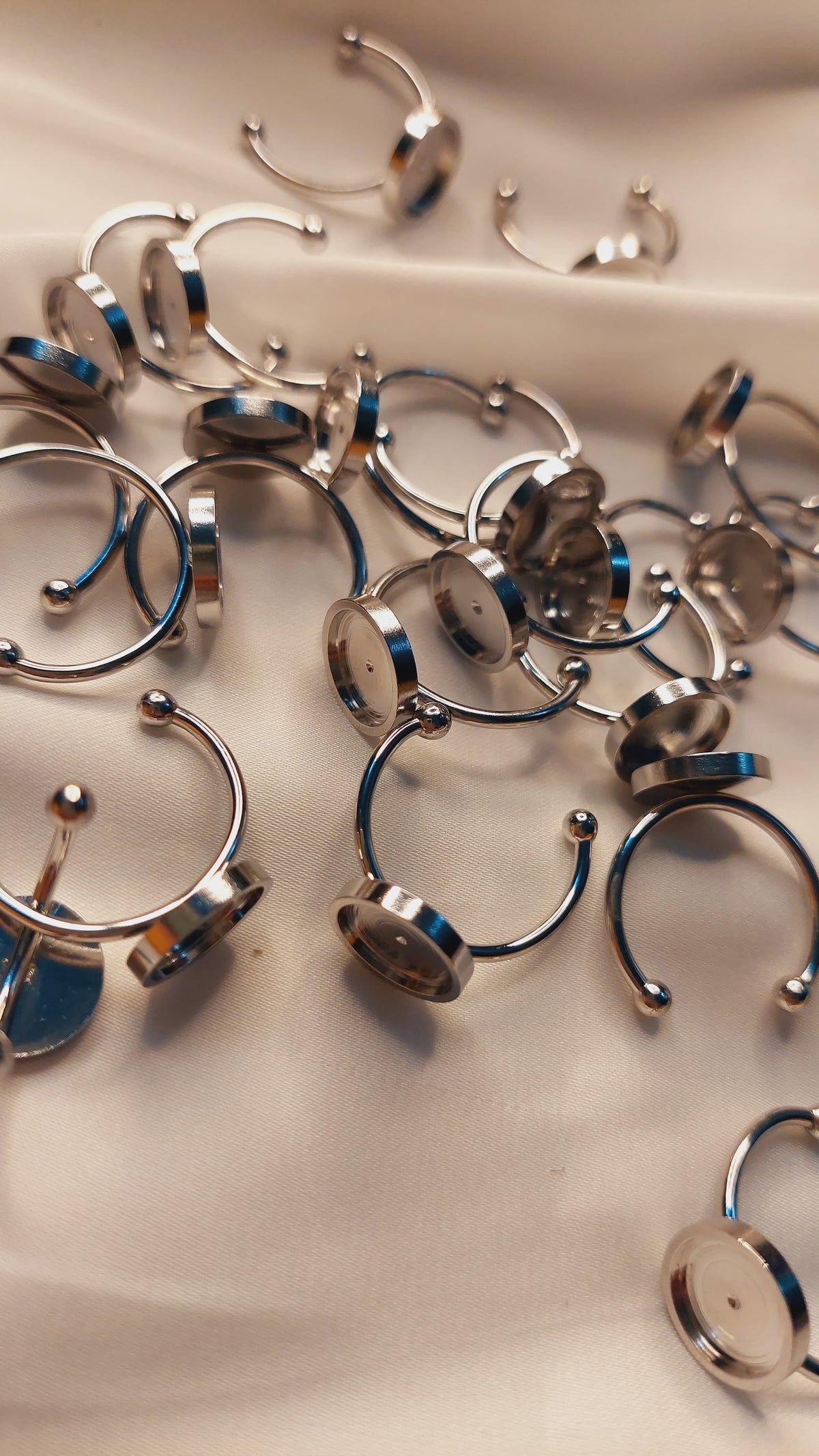 1pc Stainless Steel/Gold Plated Adjustable Round Shaped