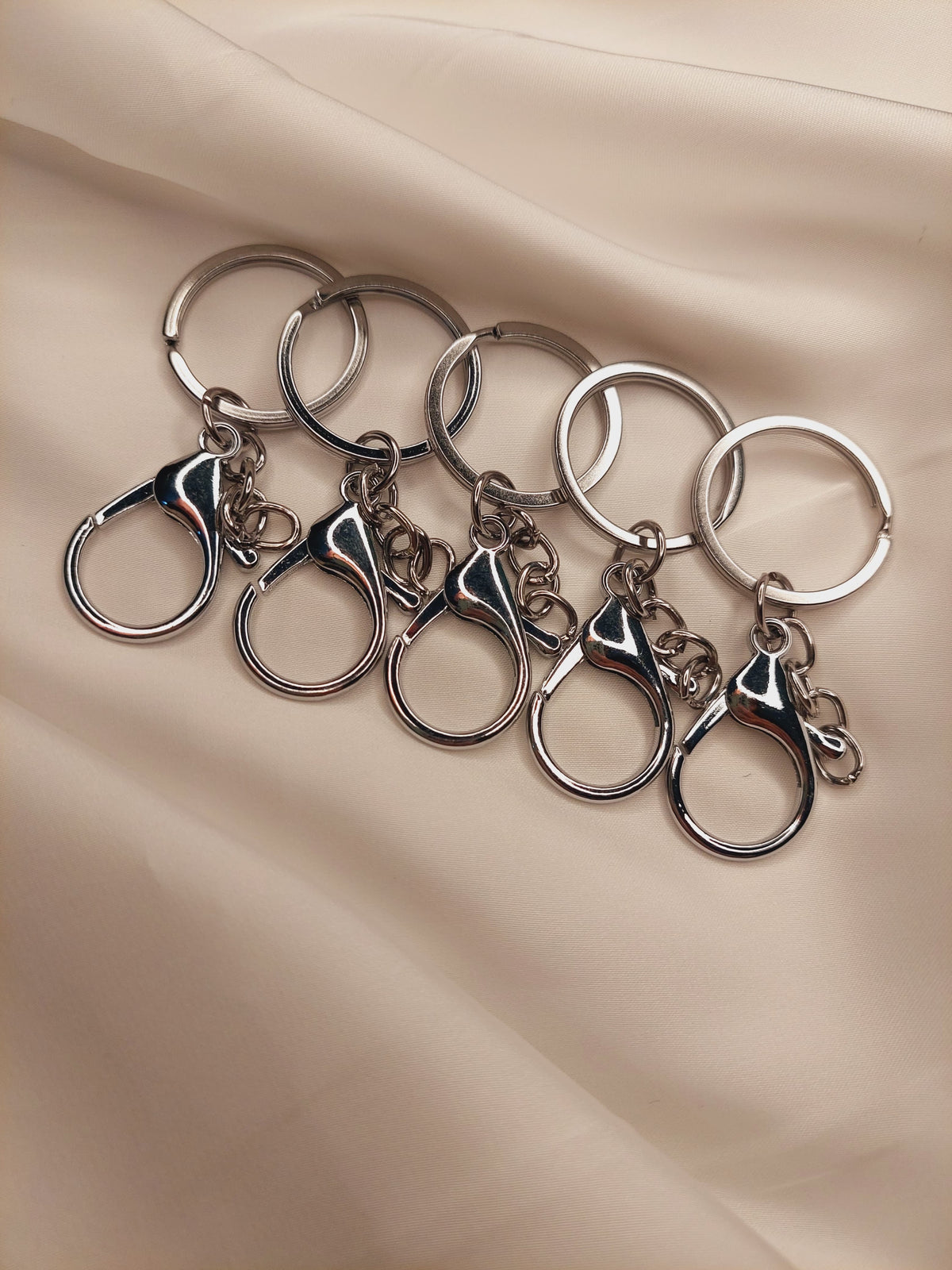 Lobster Hook Key Chains in golden/silver