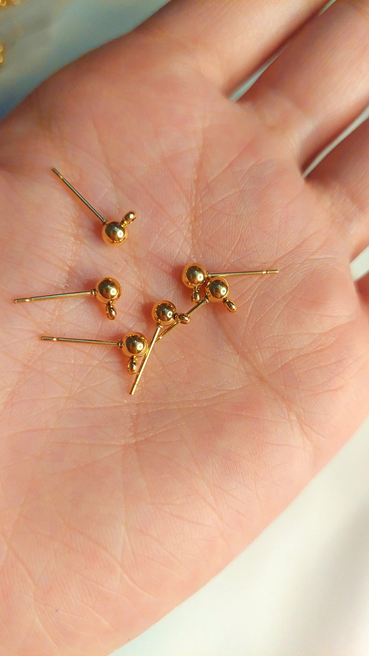 1 pair Imported stainless steel/ gold plated Ball/round studs with Stoppers