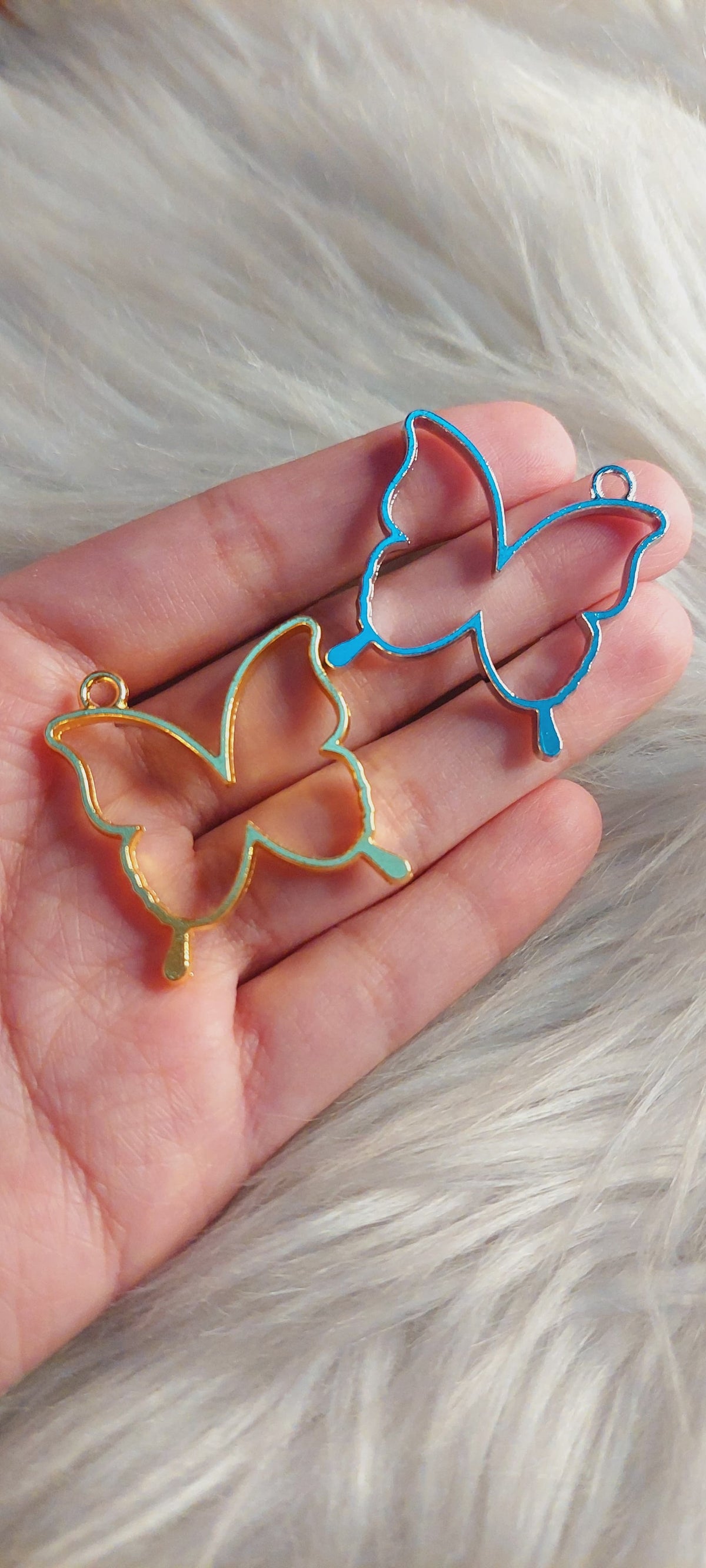 1pc Basic Hollow Metal Frame Bezels-Butterfly Shaped