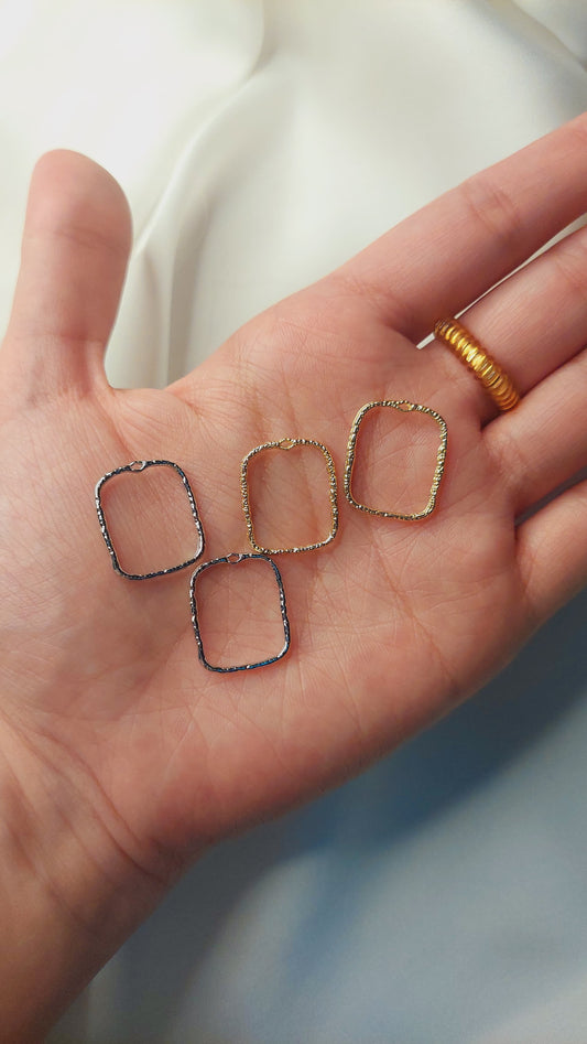 1pc High Quality, Imported Irregular small Square