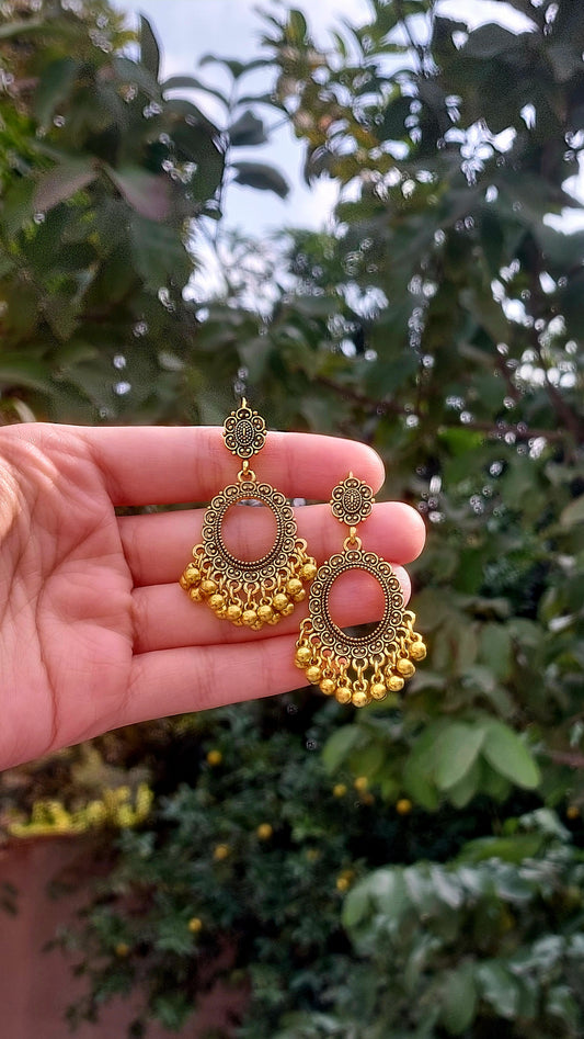 Mini oval jhumkay golden/silver