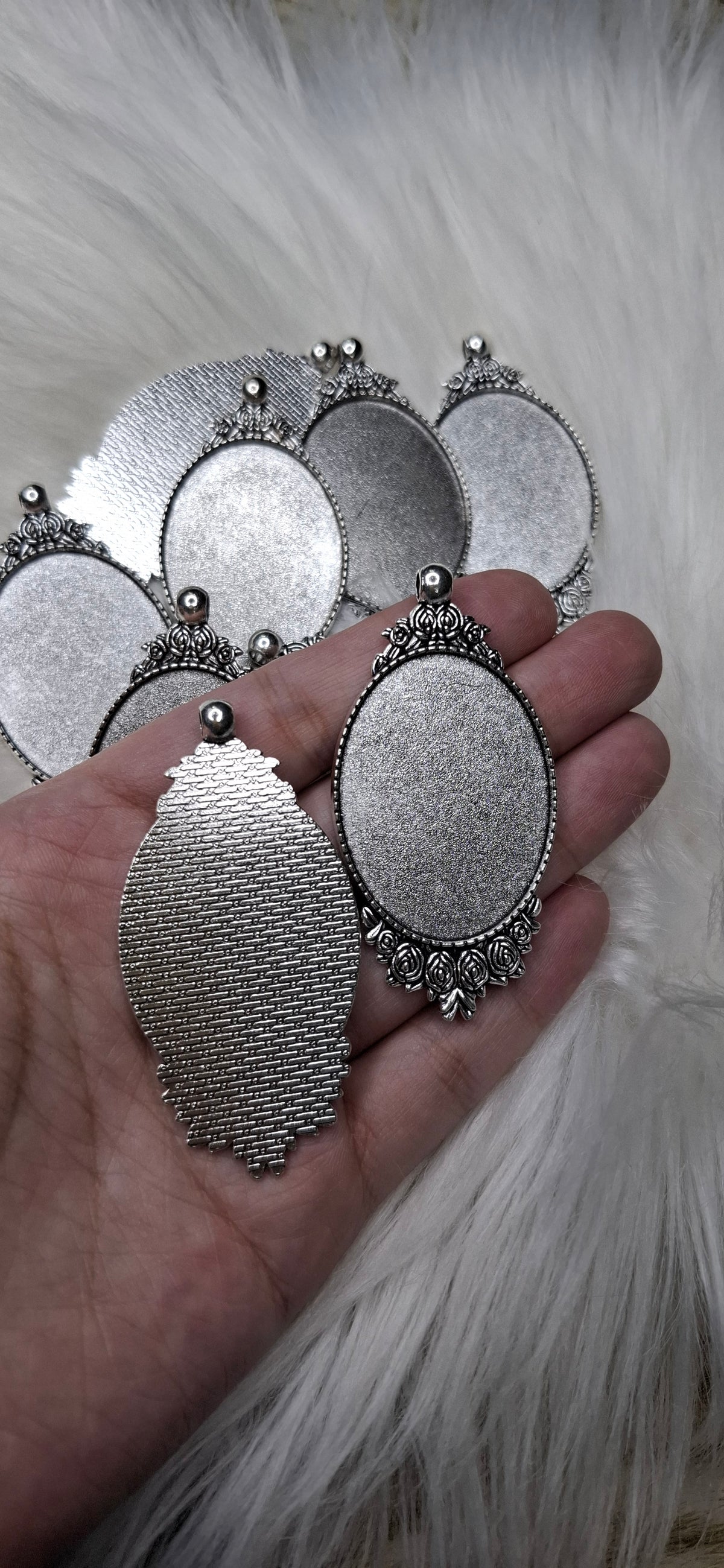 1pc High Quality,Imported Oval Pendants frame