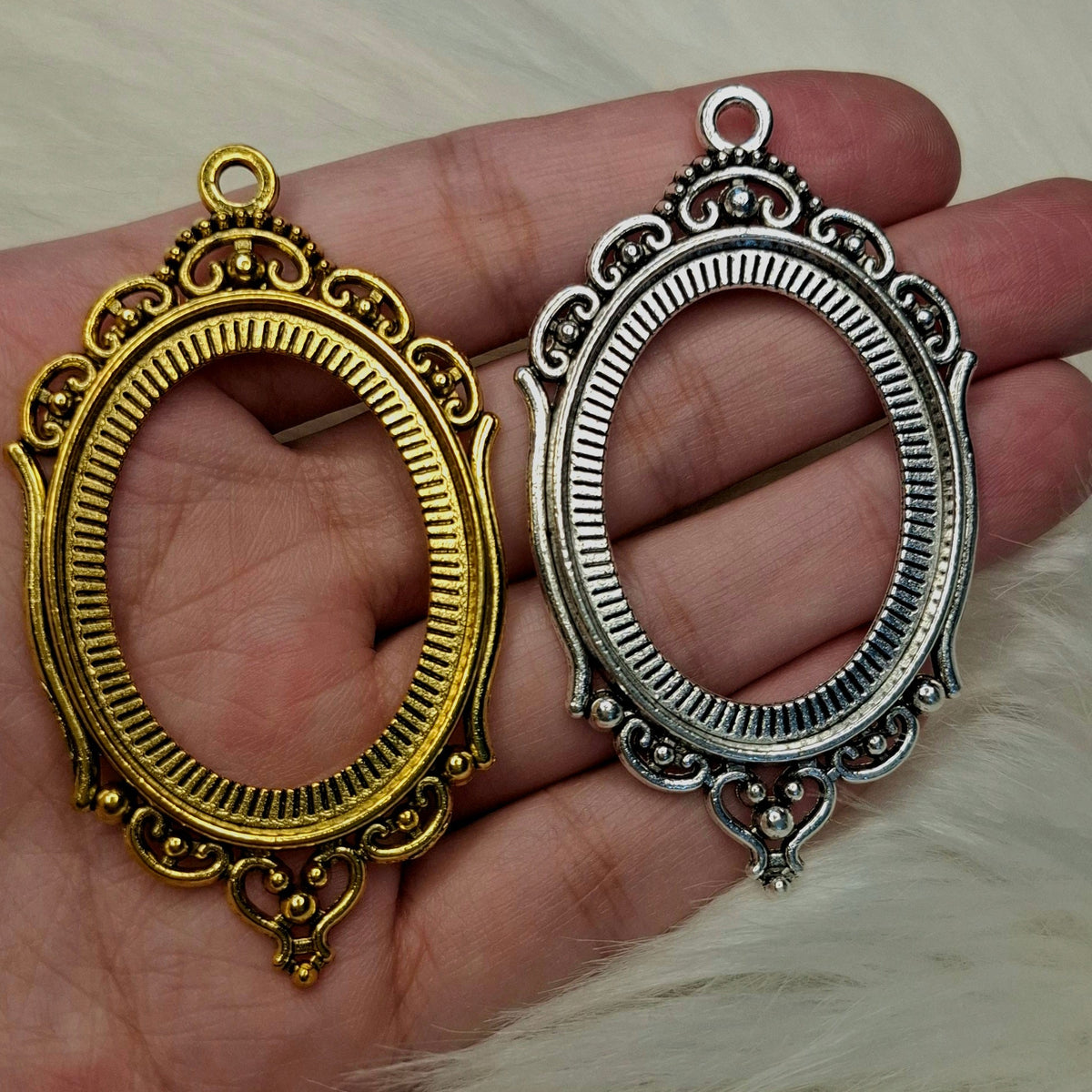 High-Quantity, imported large oval cabochon base / bezel for diy pendants , bracelet, earrings Gold/ silver